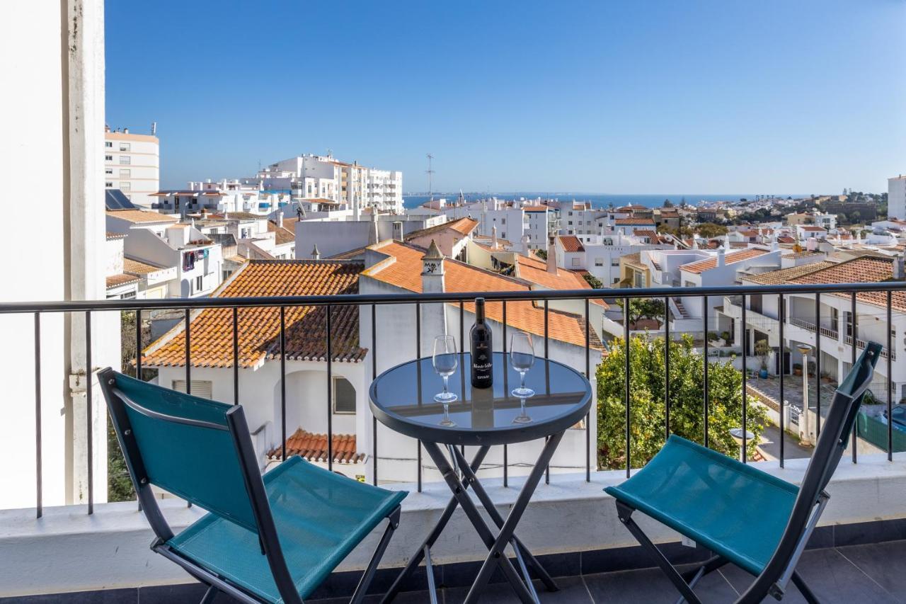 Stay On Top Apartments Lagos Buitenkant foto