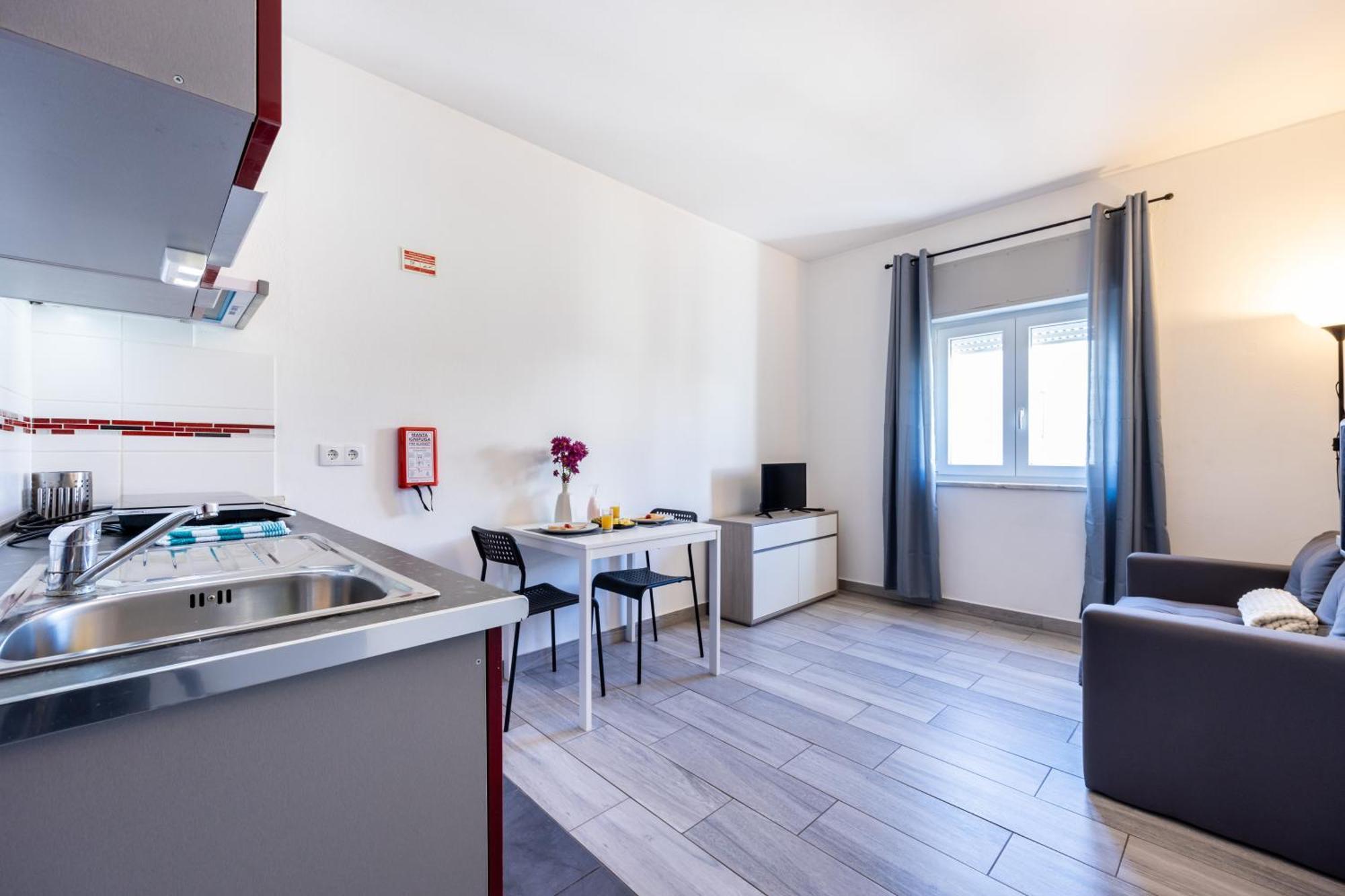 Stay On Top Apartments Lagos Buitenkant foto