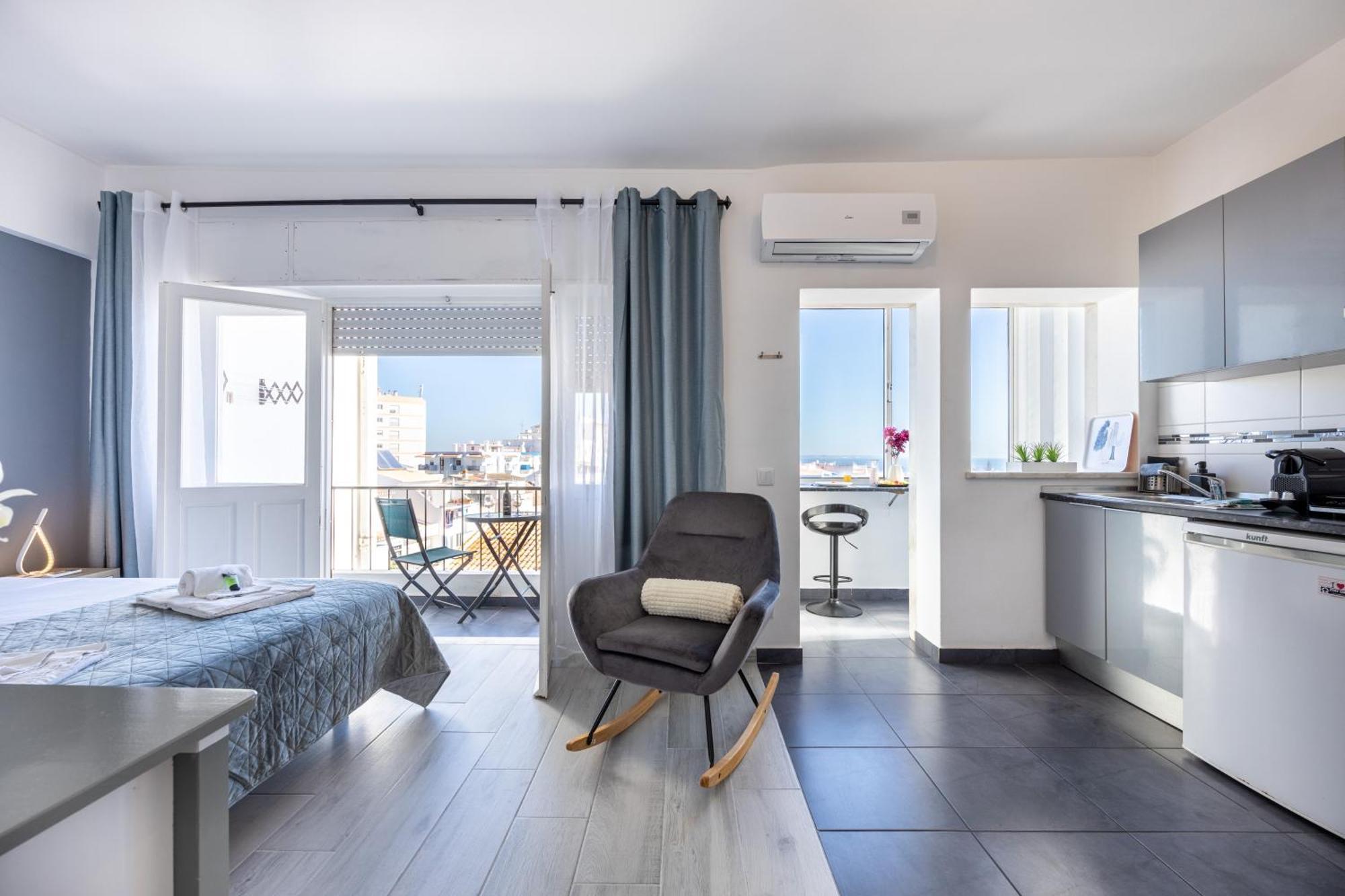 Stay On Top Apartments Lagos Buitenkant foto